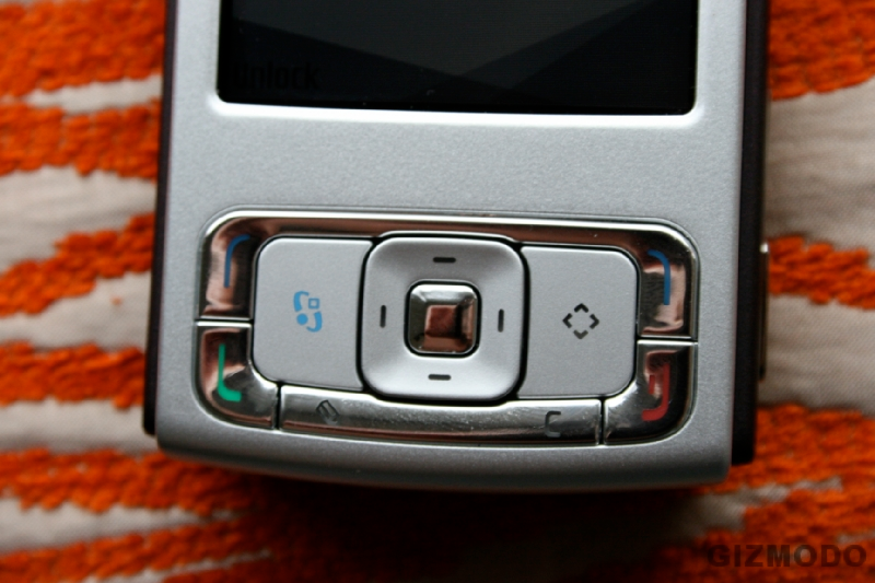 Illustration for article titled Gizmodo's Long-Ass Nokia N95 Review: Why it Rocks, Why it Sucks